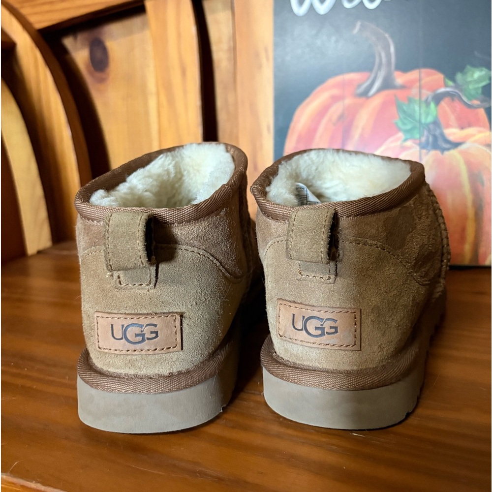 Women’s Classic Ultra Mini Uggs